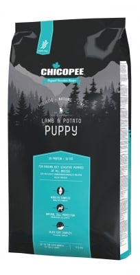 Храна за кучета Chicopee Holistic Nature Puppy Lamb &amp; Potato за малки с агне и картофи